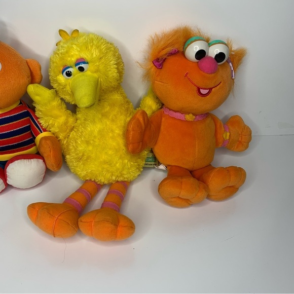 Sesame Street plush bundle- Earnie- Big bird -Zoe - Picture 2 of 14